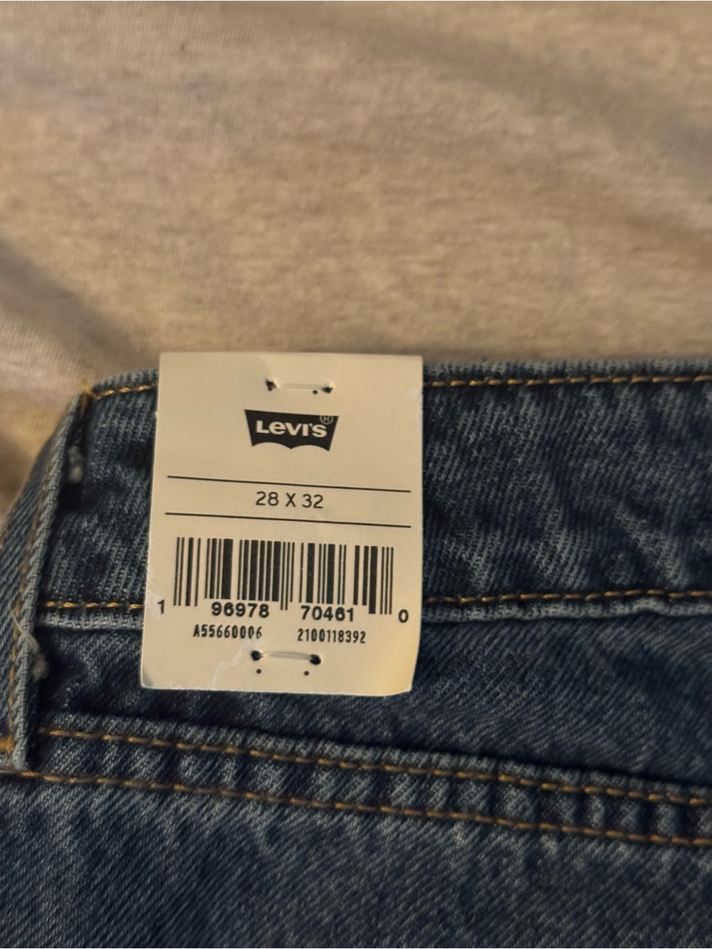 NWT Levi's Premium Women's Low Loose Jeans W27/28 - Picture 5 of 10